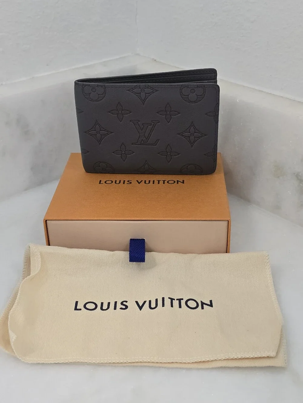 Louis Vuitton Multiple Wallet Men's Bi-Fold in Dark Gray Monogram Shadow M81383